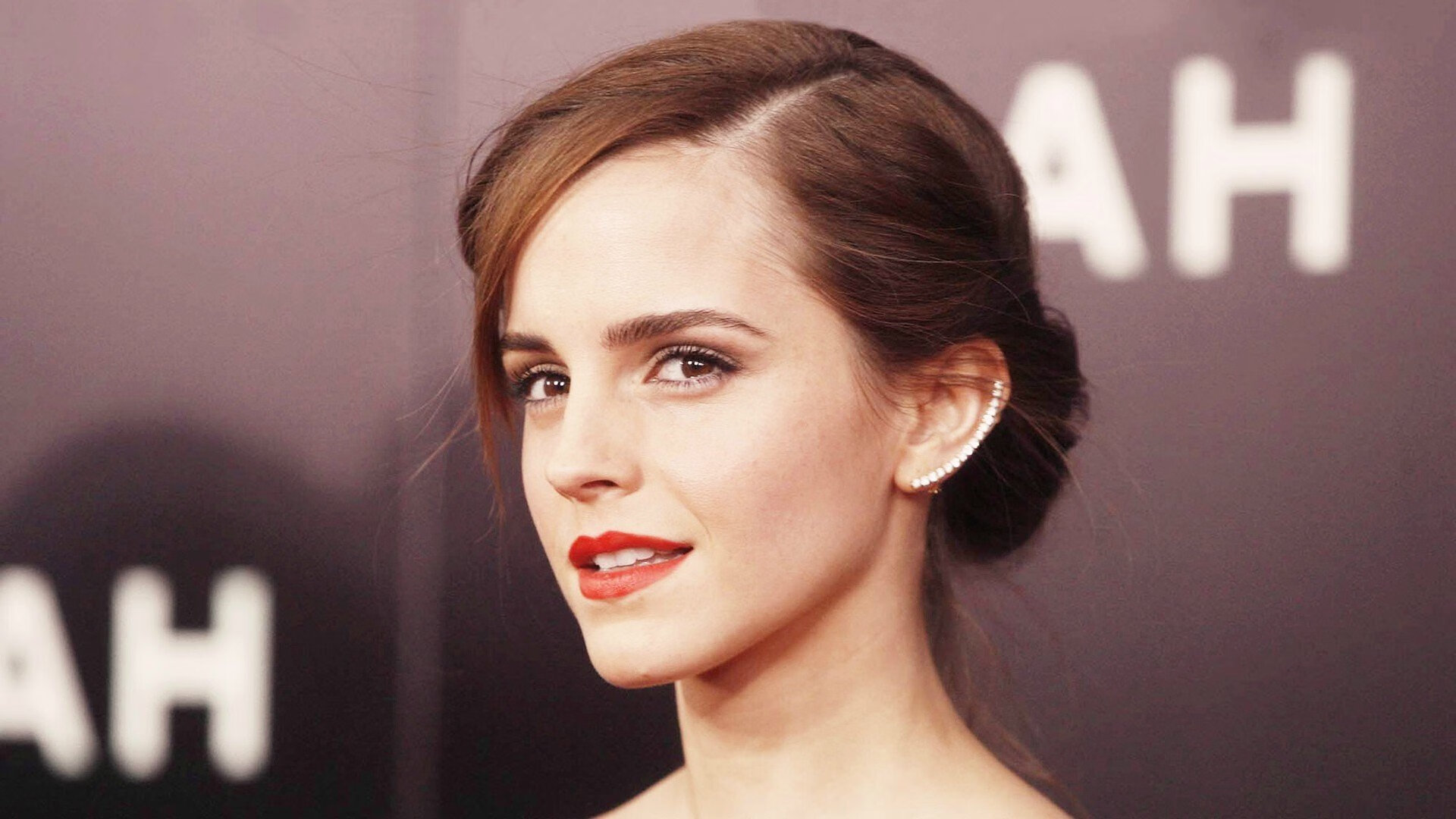 瓦伦西亚主场2-1战胜西班牙人,取得重要胜利,瓦伦西亚主场2-1战胜西班牙人,取得重要胜利