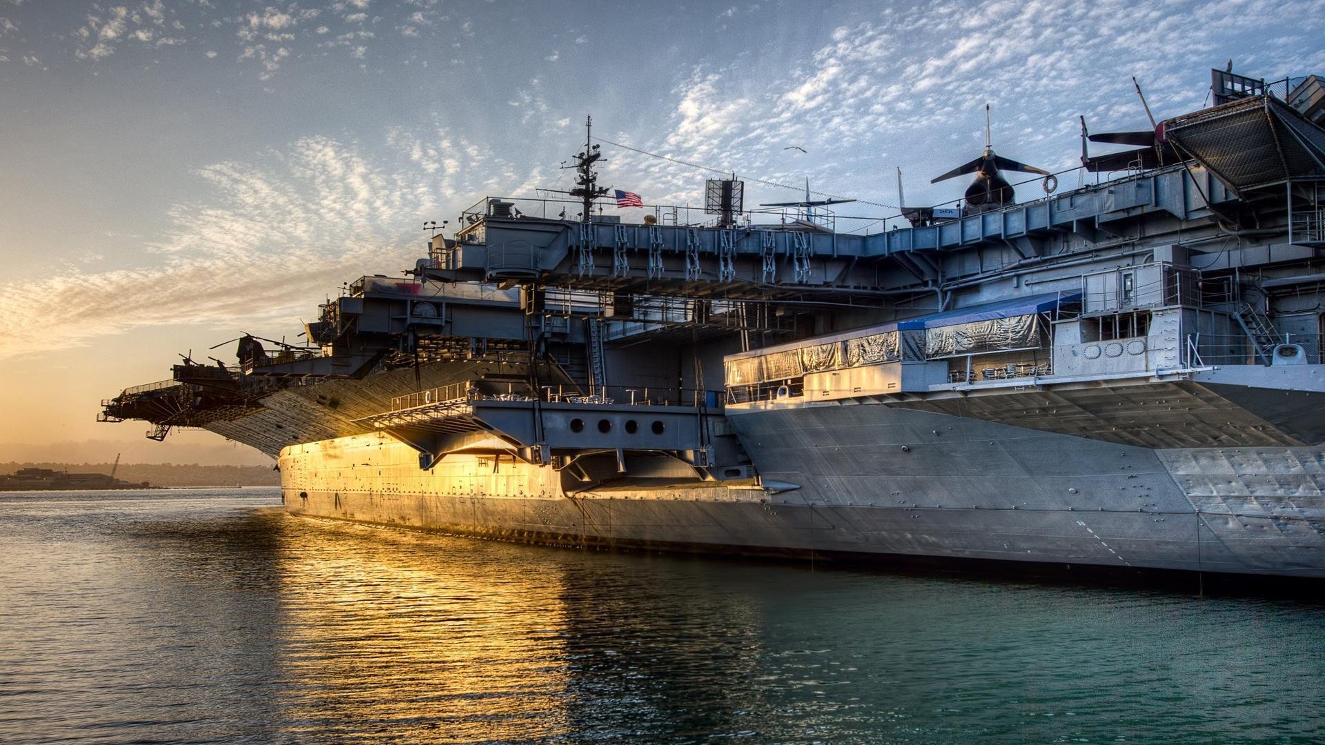 羽毛球新人在国际赛场崭露头角,羽毛球运动员进场视频