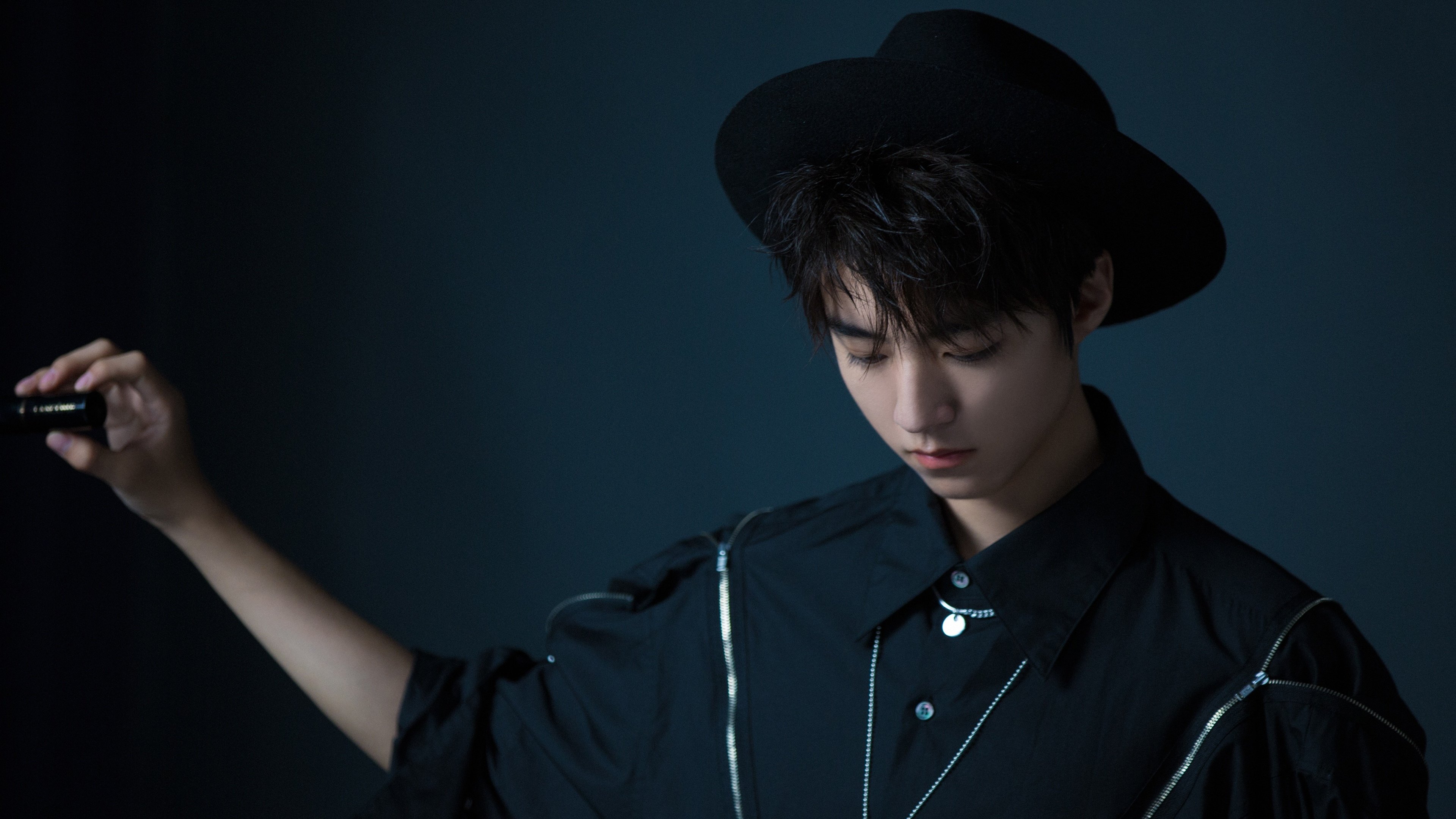 国际足球裁判联盟推行裁判培训新标准,提升执法水平,国际级足球裁判员